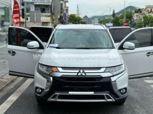 Xe Mitsubishi Outlander 2.0 CVT 2020