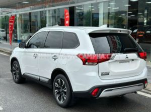 Xe Mitsubishi Outlander 2.0 CVT 2020