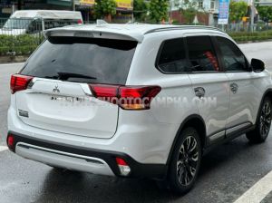 Xe Mitsubishi Outlander 2.0 CVT 2020