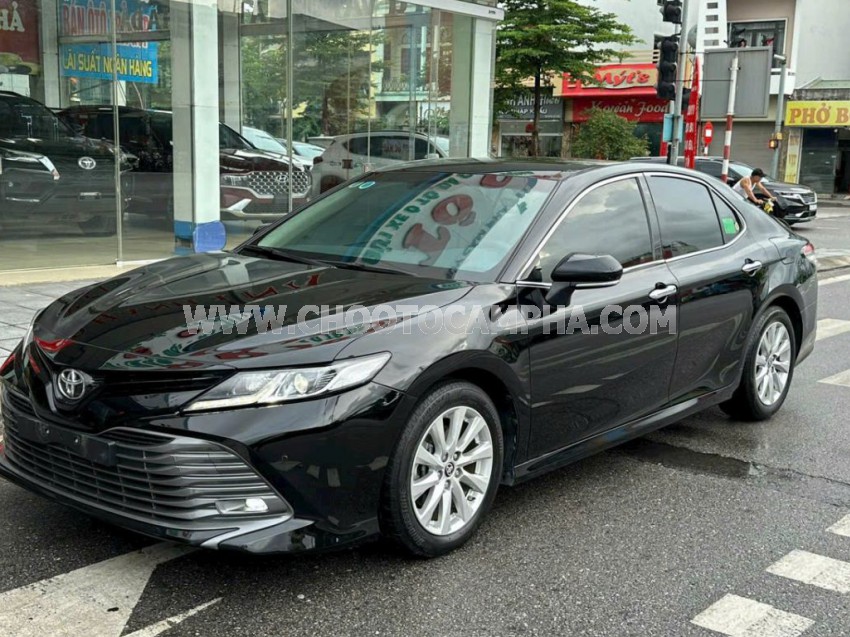 Toyota Camry 2.0G 2021