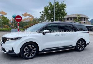 Xe Kia Carnival Signature 2.2D 2022