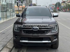 Xe Ford Everest Titanium 2.0L 4x2 AT 2022