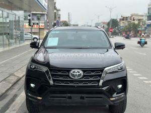 Xe Toyota Fortuner 2.4L 4x2 AT 2022