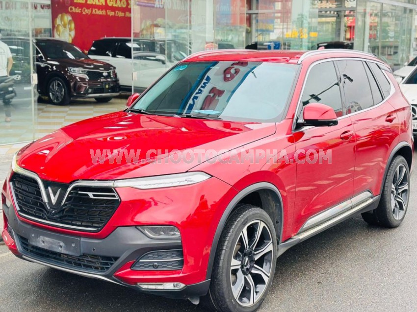 VinFast Lux SA 2.0 Premium 2.0 AT 2020