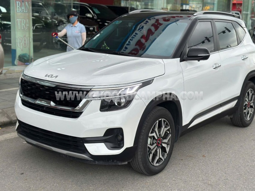 Kia Seltos Luxury 1.4 AT 2022
