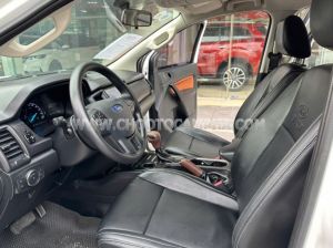 Xe Ford Everest Ambiente 2.0 4x2 AT 2018