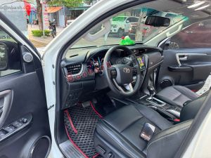 Xe Toyota Fortuner 2.4G 4x2 AT 2020