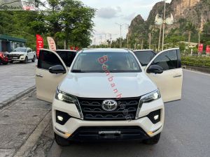 Xe Toyota Fortuner 2.4G 4x2 AT 2020