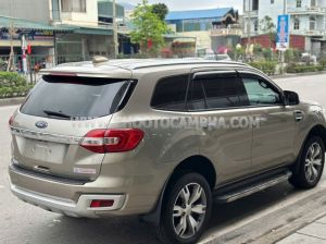 Xe Ford Everest Titanium 2.2L 4x2 AT 2016