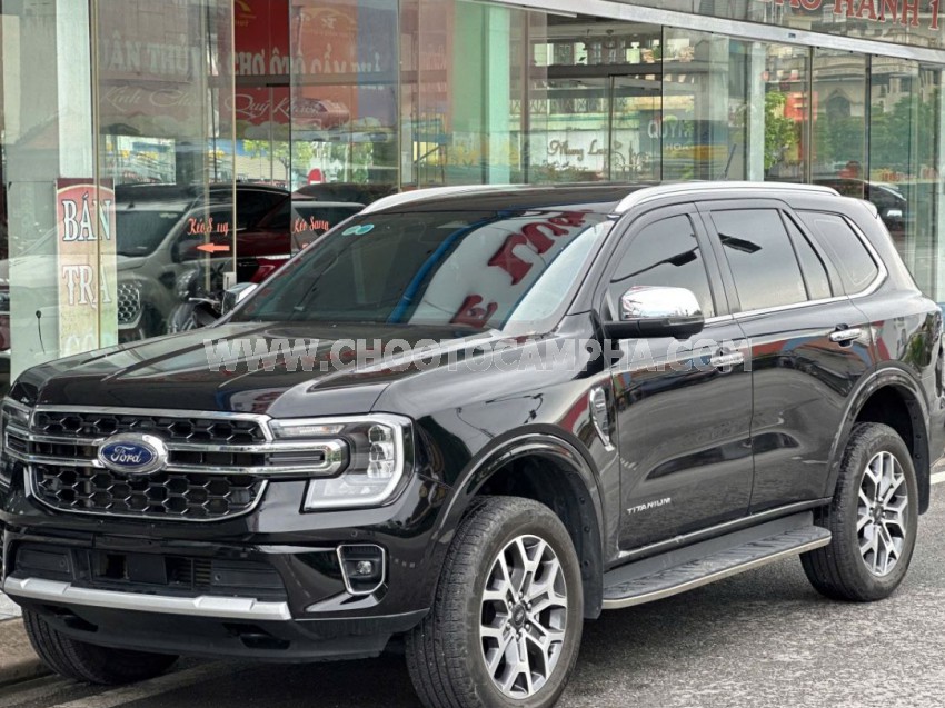 Ford Everest Titanium 2.0L 4x2 AT 2023