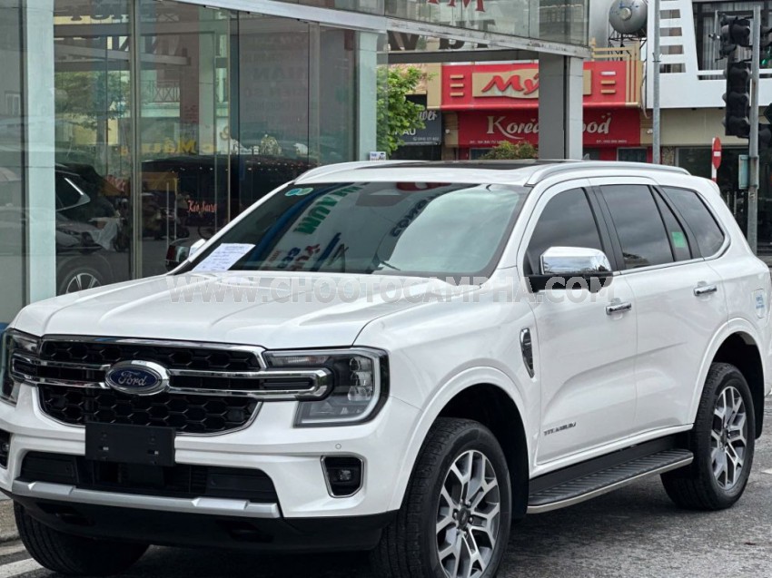 Ford Everest Titanium 2.0L 4x2 AT 2023