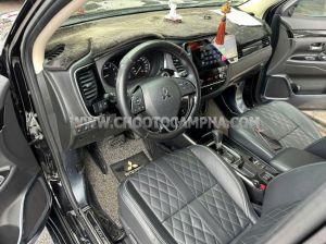 Xe Mitsubishi Outlander Premium 2.0 CVT 2022