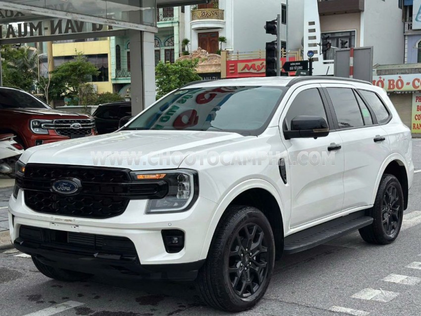 Ford Everest Sport 2.0L 4x2 AT 2025