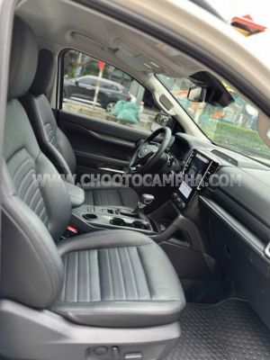 Xe Ford Everest Sport 2.0L 4x2 AT 2025