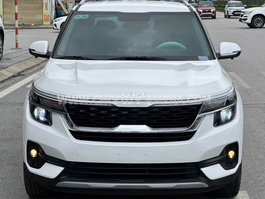Kia Seltos Luxury 1.6 AT 2023