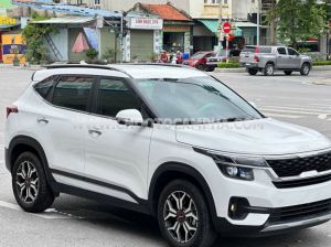 Xe Kia Seltos Luxury 1.6 AT 2023