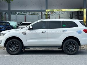 Xe Ford Everest Titanium 2.0L 4x2 AT 2021