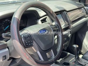 Xe Ford Everest Titanium 2.2L 4x2 AT 2016