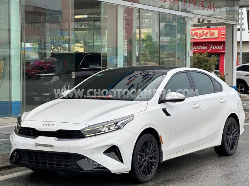Kia K3 Premium 1.6 AT 2022