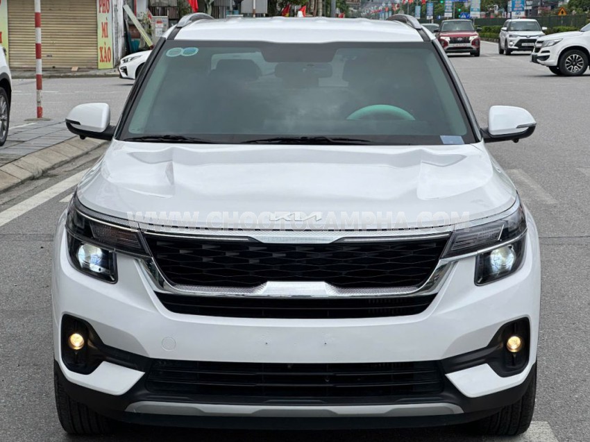 Kia Seltos Luxury 1.6 AT 2023