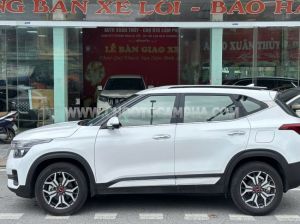 Xe Kia Seltos Luxury 1.6 AT 2023