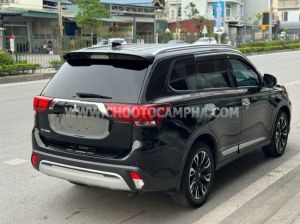 Xe Mitsubishi Outlander 2.0 CVT 2021