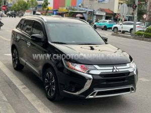 Xe Mitsubishi Outlander 2.0 CVT 2021