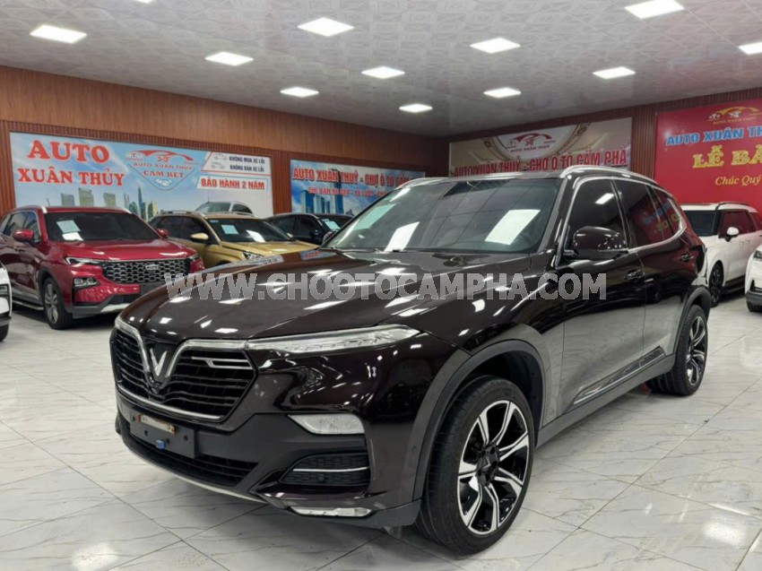 VinFast Lux SA 2.0 Premium 2.0 AT 2019