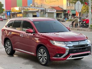 Xe Mitsubishi Outlander 2.0 CVT 2022