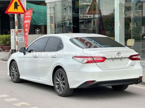 Xe Toyota Camry 2.0G 2019