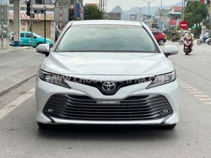 Xe Toyota Camry 2.0G 2019