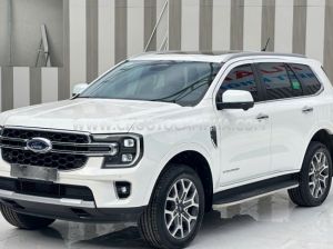 Xe Ford Everest Titanium 2.0L 4x2 AT 2024