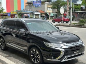 Xe Mitsubishi Outlander 2.0 CVT 2021