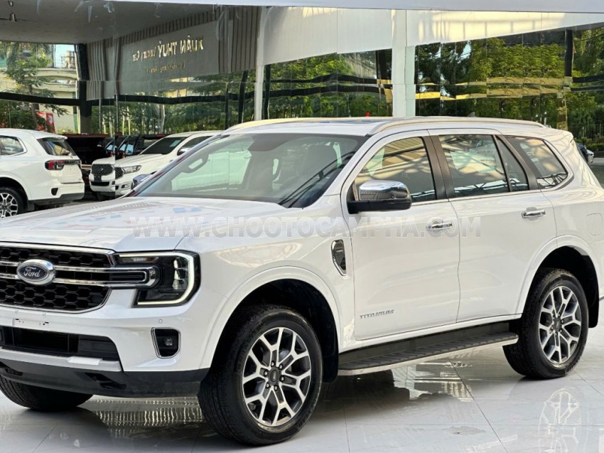Ford Everest Titanium 2.0L 4x2 AT 2022