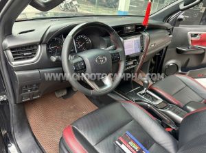 Xe Toyota Fortuner 2.4G 4x2 AT Legender 2020
