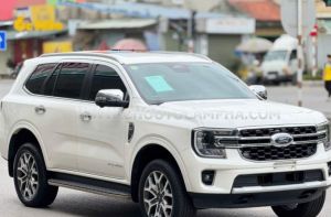 Xe Ford Everest Titanium 2.0L 4x2 AT 2023