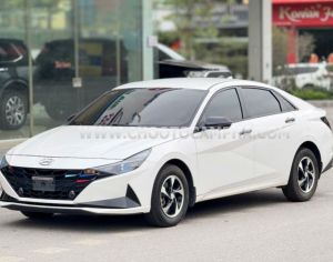 Xe Hyundai Elantra 1.6 AT Tiêu chuẩn 2023
