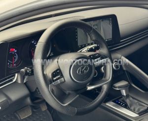 Xe Hyundai Elantra 1.6 AT Tiêu chuẩn 2023