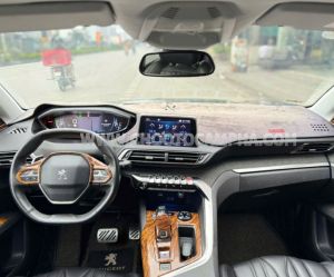 Xe Peugeot 5008 1.6 AT 2018