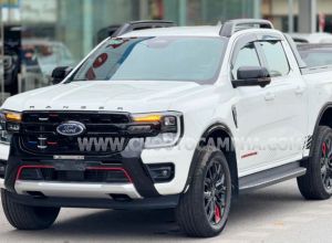 Xe Ford Ranger Stormtrak 2.0L 4x4 AT 2024