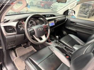 Xe Toyota Hilux 2.4L 4x2 AT 2020