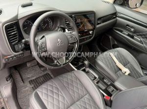 Xe Mitsubishi Outlander Premium 2.0 CVT 2022