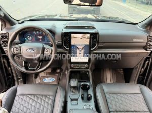 Xe Ford Everest Titanium Plus 2.0L 4x4 AT 2025