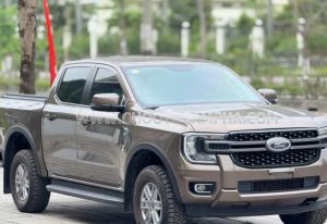 Xe Ford Ranger XLS 2.0L 4x2 AT 2023