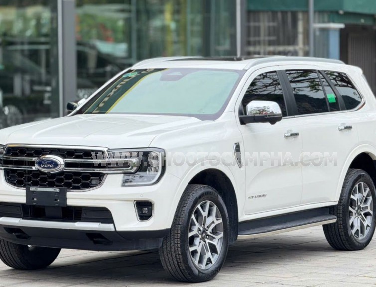 Ford Everest Titanium 2.0L 4x2 AT 2024