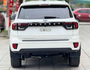 Xe Ford Everest Titanium 2.0L 4x2 AT 2024