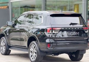 Xe Ford Everest Titanium Plus 2.0L 4x4 AT 2023