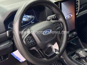 Xe Ford Everest Titanium Plus 2.0L 4x4 AT 2023