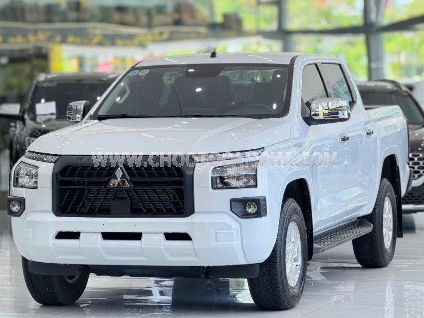 Mitsubishi Triton GLX 2WD AT 2024