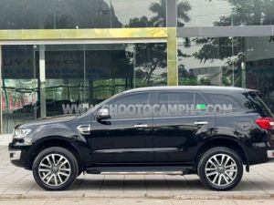 Xe Ford Everest Titanium 2.0L 4x2 AT 2021